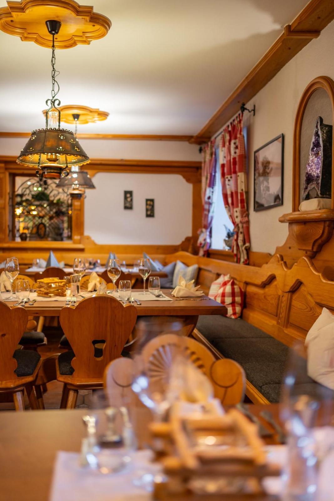 Wander- Und Wellnesshotel Kanzler Bad Mitterndorf Esterno foto