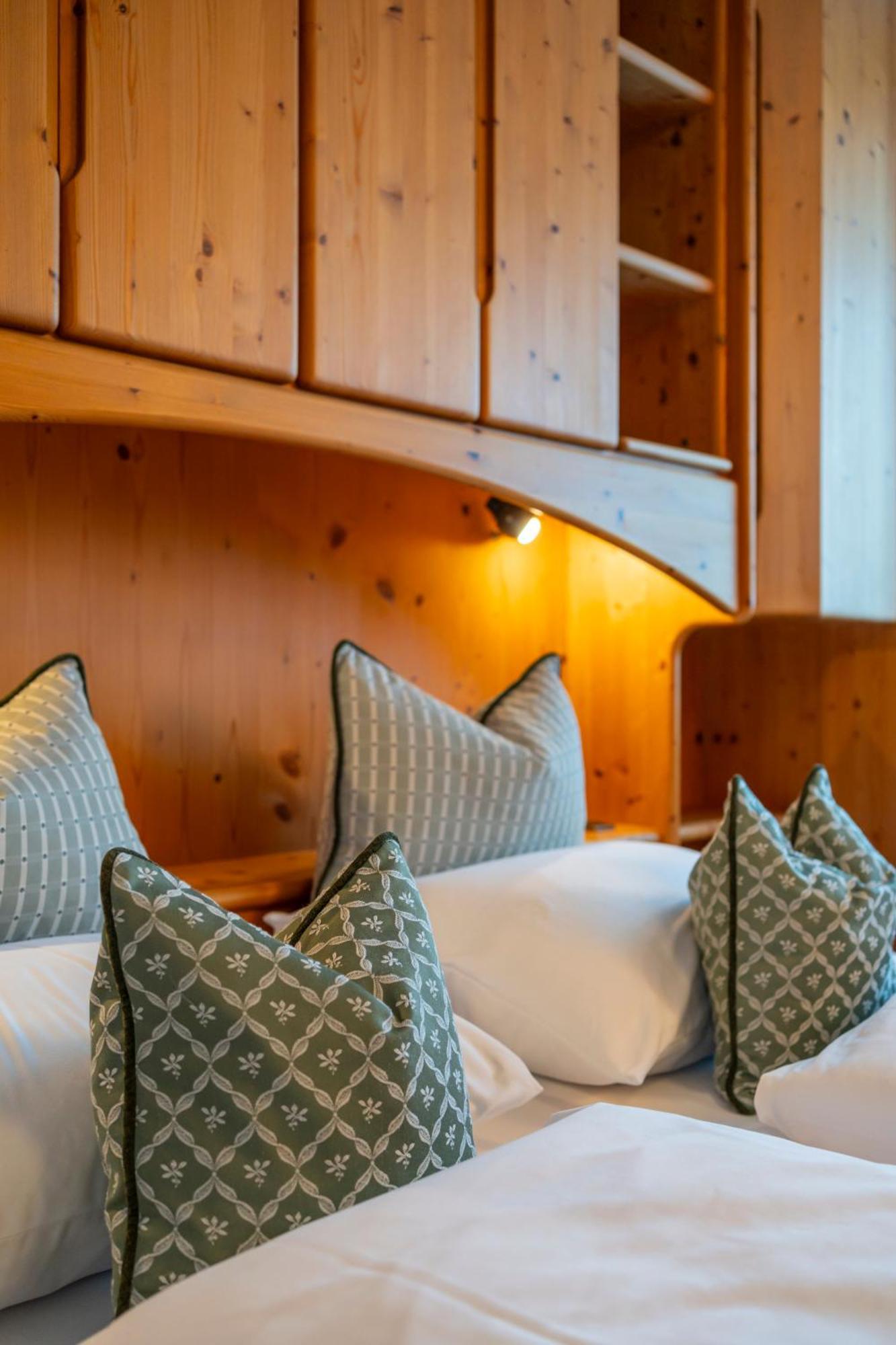 Wander- Und Wellnesshotel Kanzler Bad Mitterndorf Esterno foto