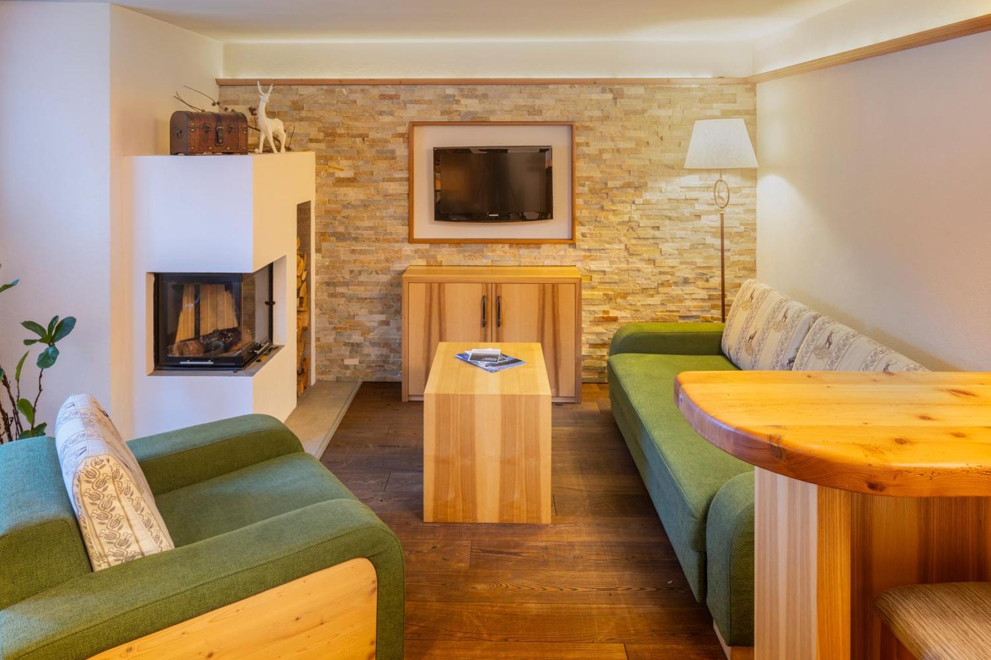 Wander- Und Wellnesshotel Kanzler Bad Mitterndorf Esterno foto