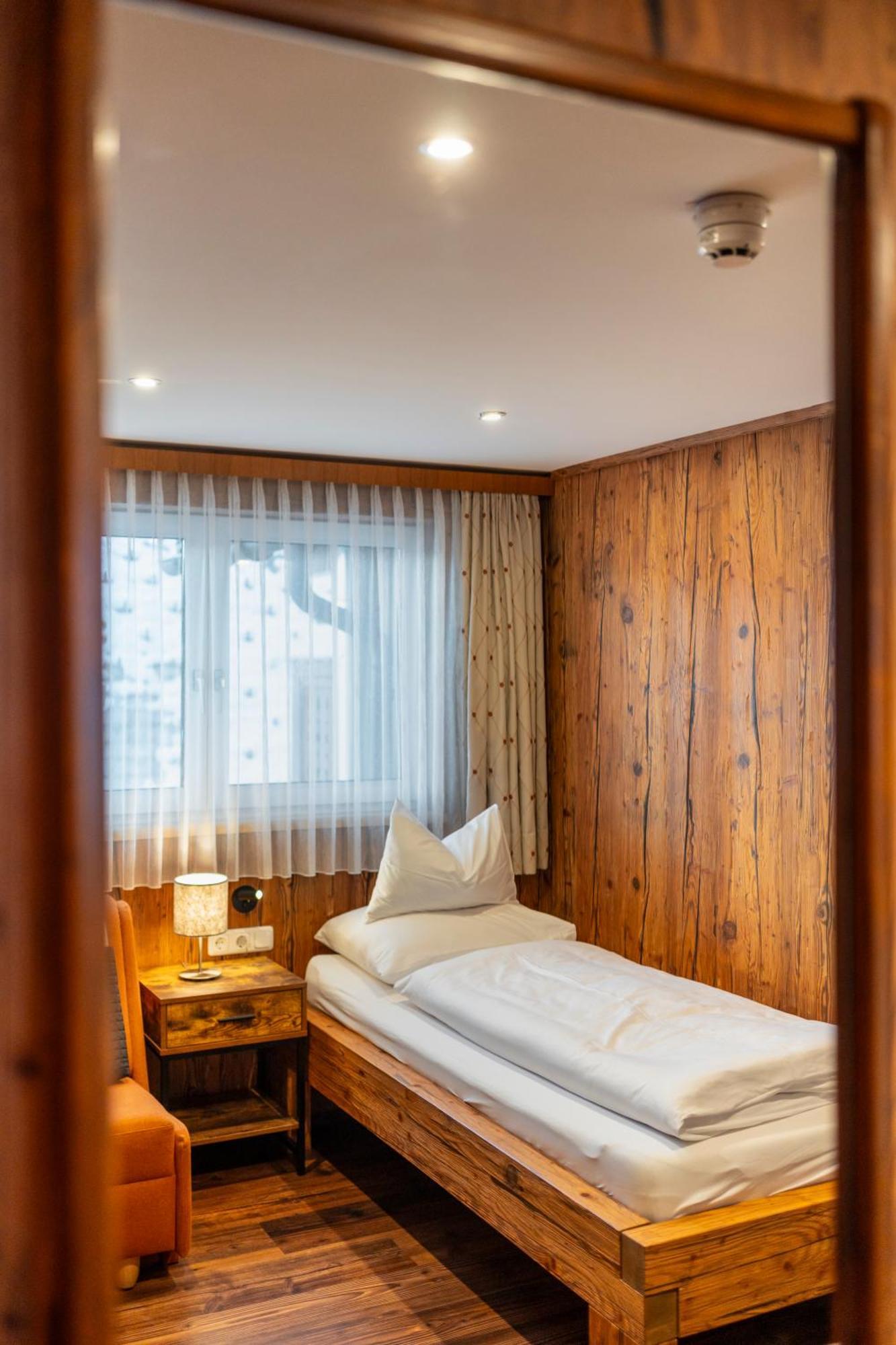 Wander- Und Wellnesshotel Kanzler Bad Mitterndorf Esterno foto