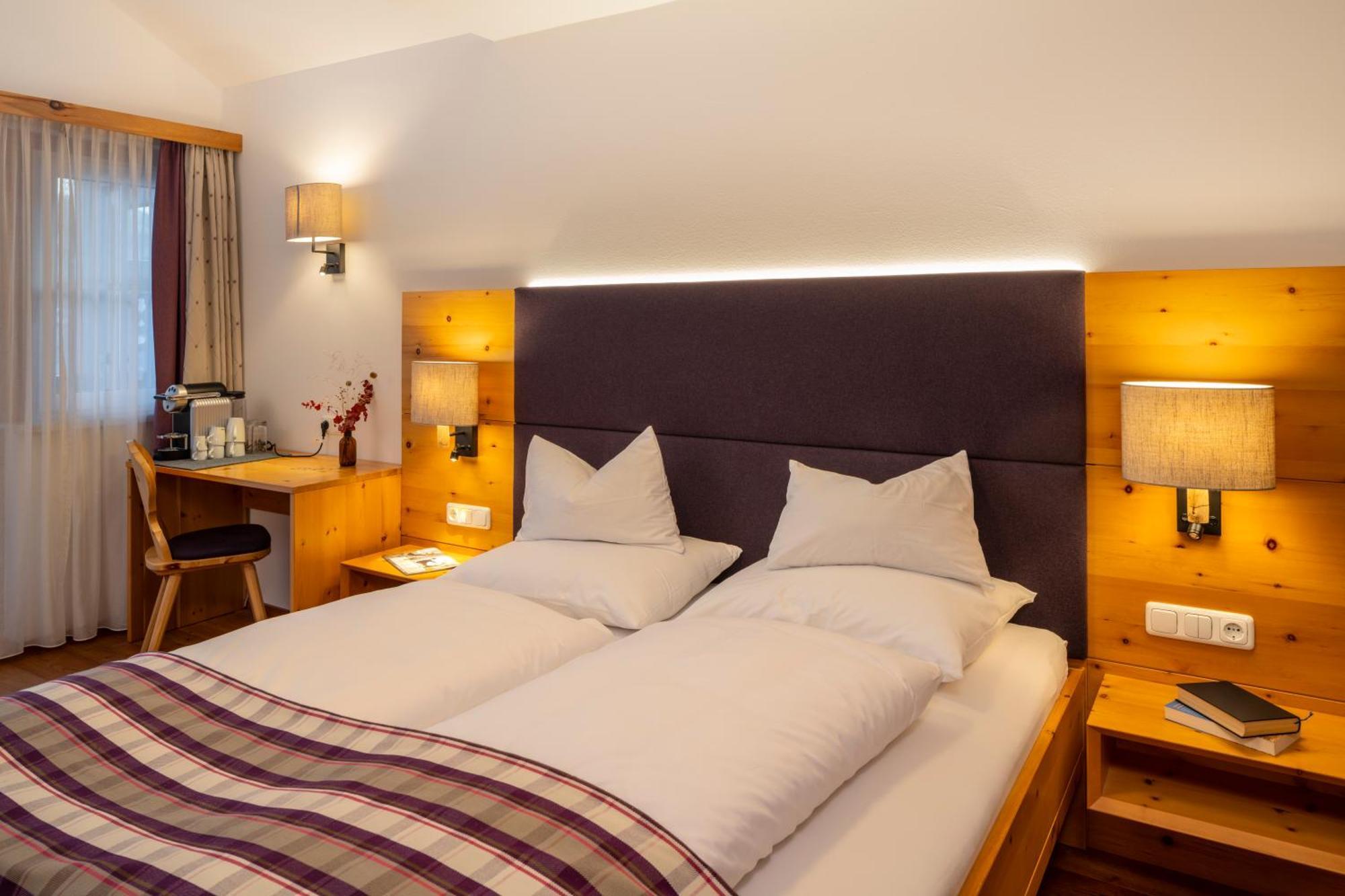 Wander- Und Wellnesshotel Kanzler Bad Mitterndorf Esterno foto